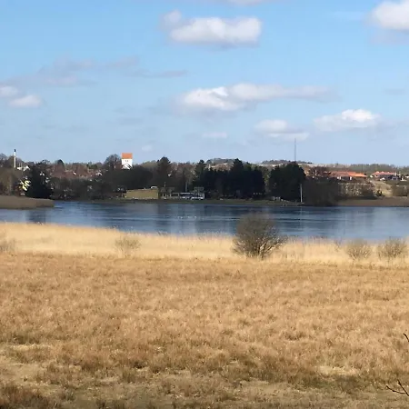 Traehusets - Ved Klejtrup Sø Lejlighed Hobro