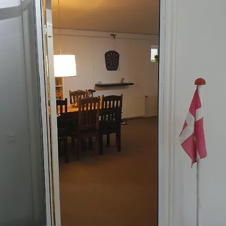 Traehusets - Ved Klejtrup Sø *